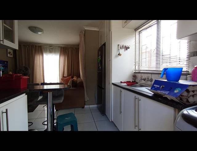 2 BEDROOM HOUSE FOR SALE IN SOSHANGUVE EAST